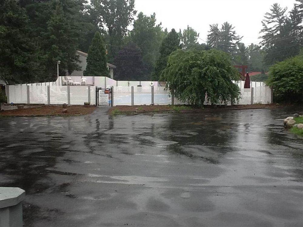 King Hendrick Motel And Suites Lake George Exteriör bild