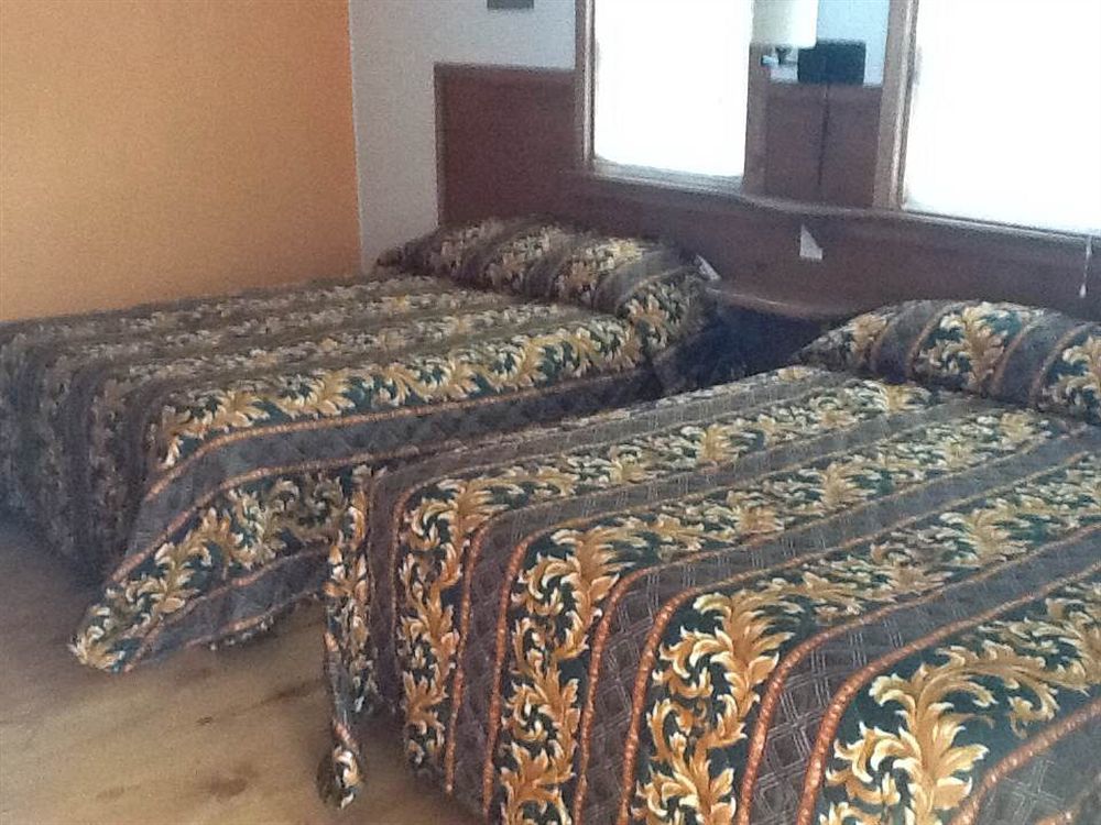 King Hendrick Motel And Suites Lake George Exteriör bild