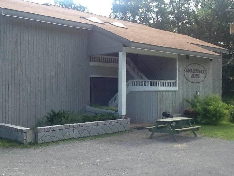 King Hendrick Motel And Suites Lake George Exteriör bild