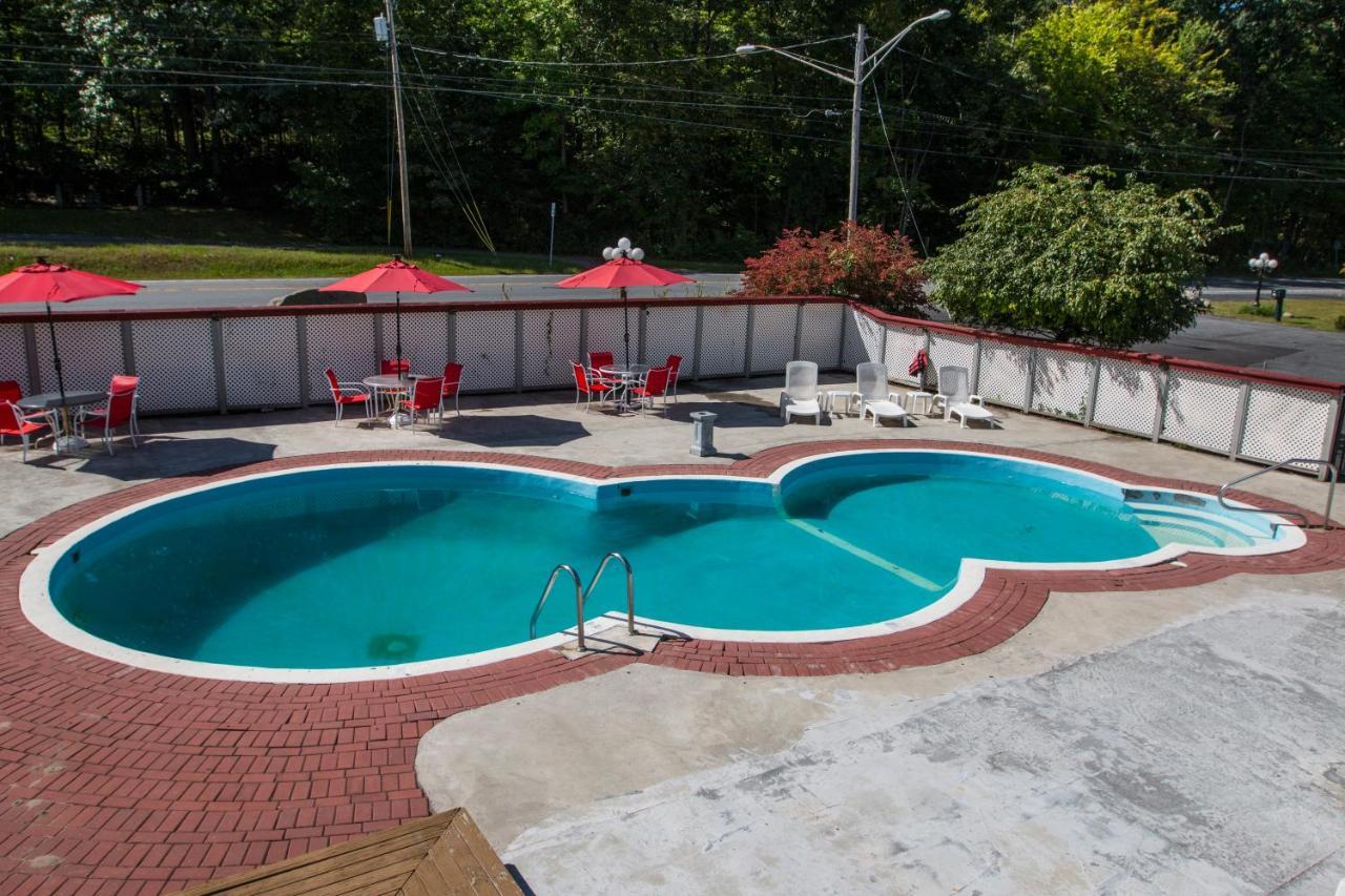 King Hendrick Motel And Suites Lake George Exteriör bild